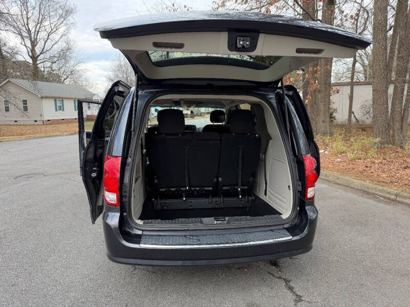 2014 Dodge Grand Caravan SE