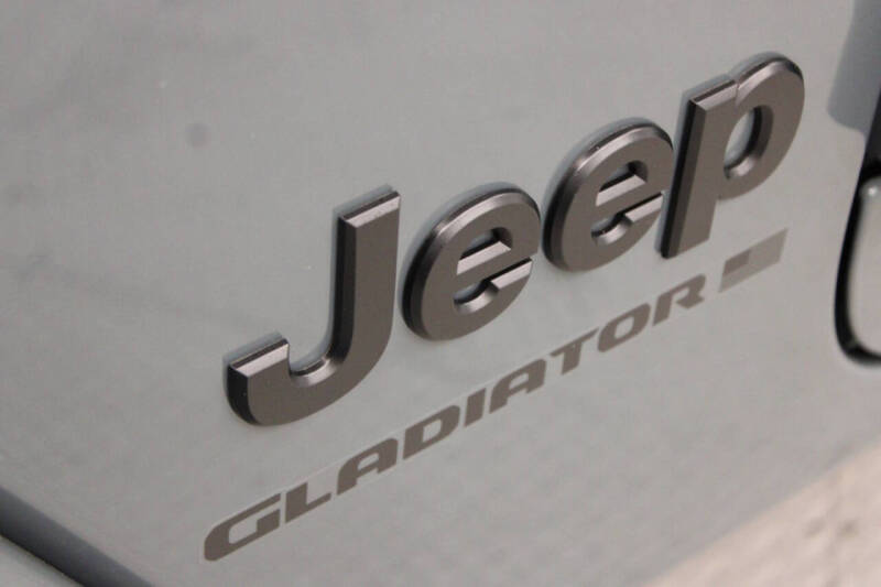 2026 Jeep Gladiator Sahara