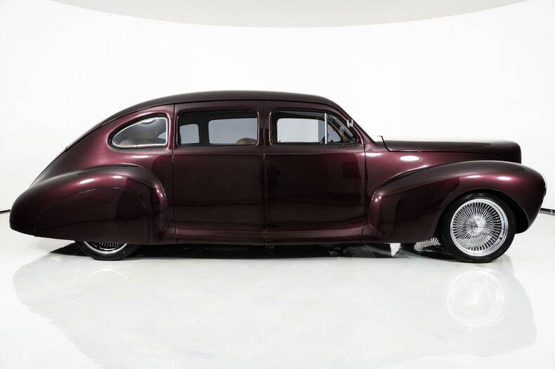 1940 Lincoln Zephyr