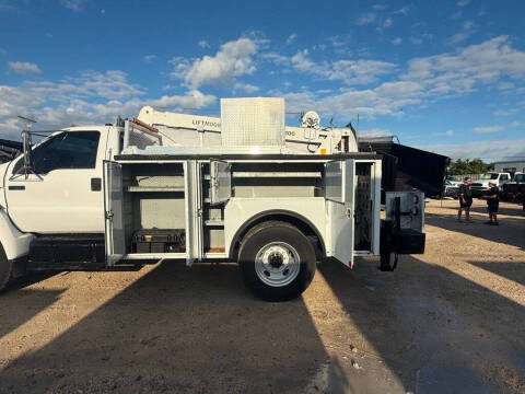 2007 Ford F-650 Super Duty