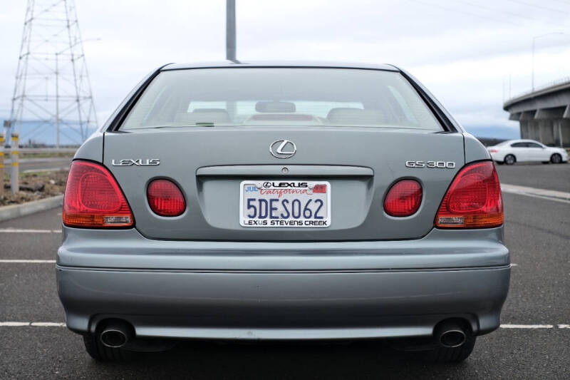 2003 Lexus GS 300