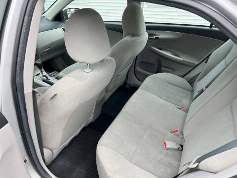 2013 Toyota Corolla LE