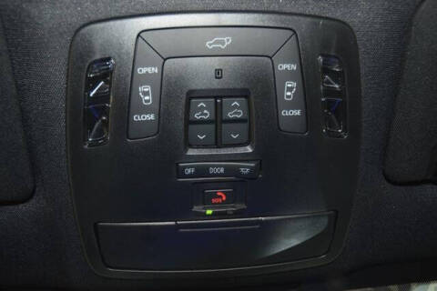 2025 Toyota Sienna Limited 7-Passenger