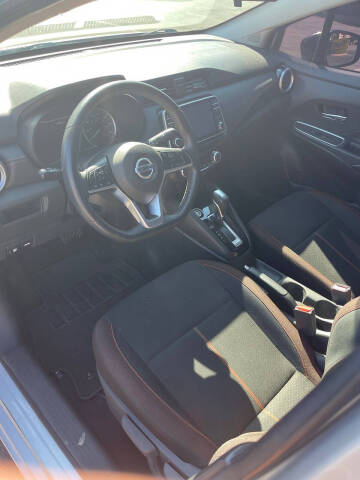 2020 Nissan Versa SR