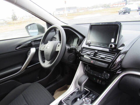 2025 Mitsubishi Eclipse Cross LE