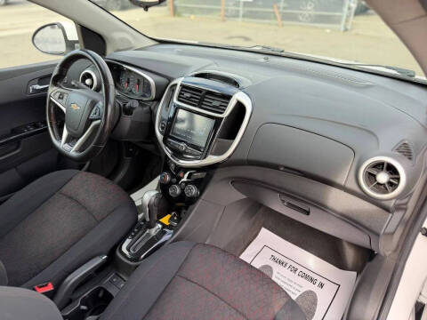 2017 Chevrolet Sonic LT Auto