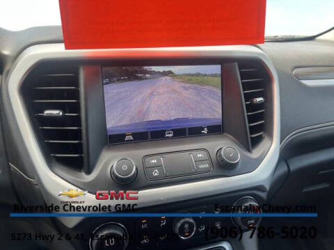 2023 GMC Acadia SLT