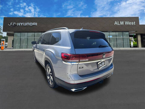 2025 Volkswagen Atlas SE