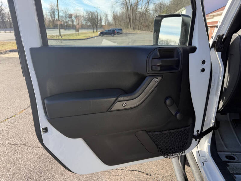 2017 Jeep Wrangler Willys Wheeler W