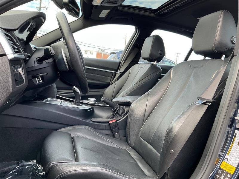 2017 BMW 3 Series 330i xDrive