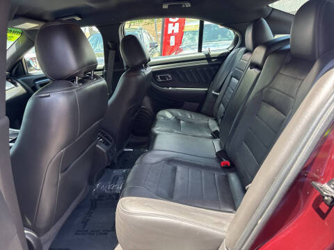 2019 Ford Taurus SHO