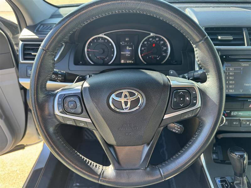 2016 Toyota Camry XLE