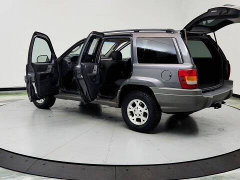 2002 Jeep Grand Cherokee Sport