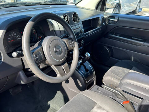 2012 Jeep Compass Sport
