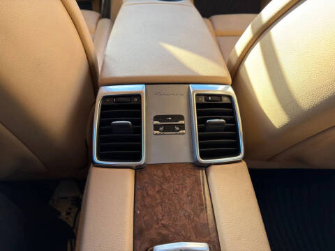2011 Porsche Panamera