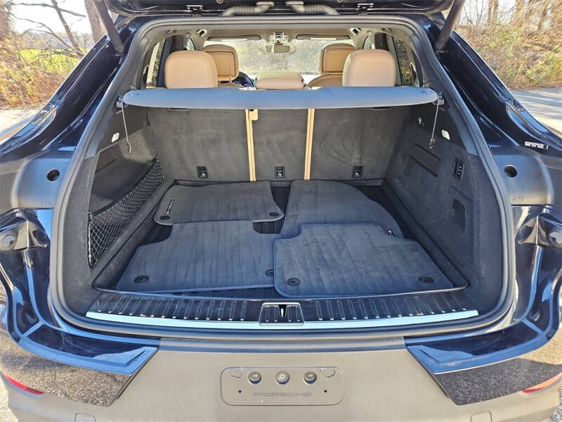 2022 Porsche Cayenne