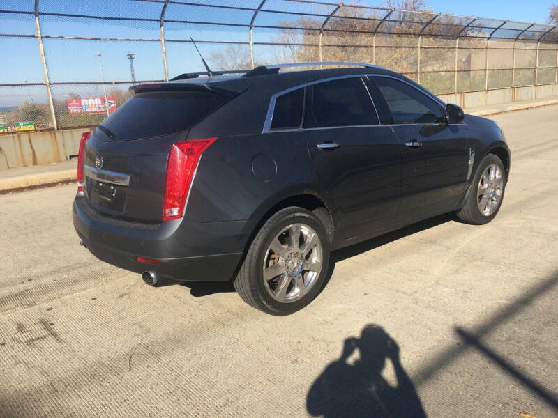 2011 Cadillac SRX Luxury Collection photo 21