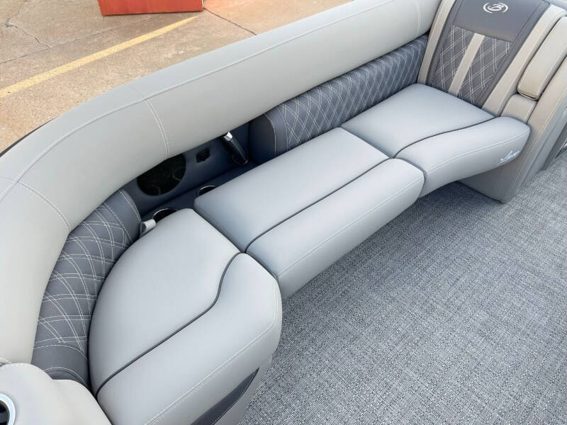 2024 Barletta Lusso 25UCA