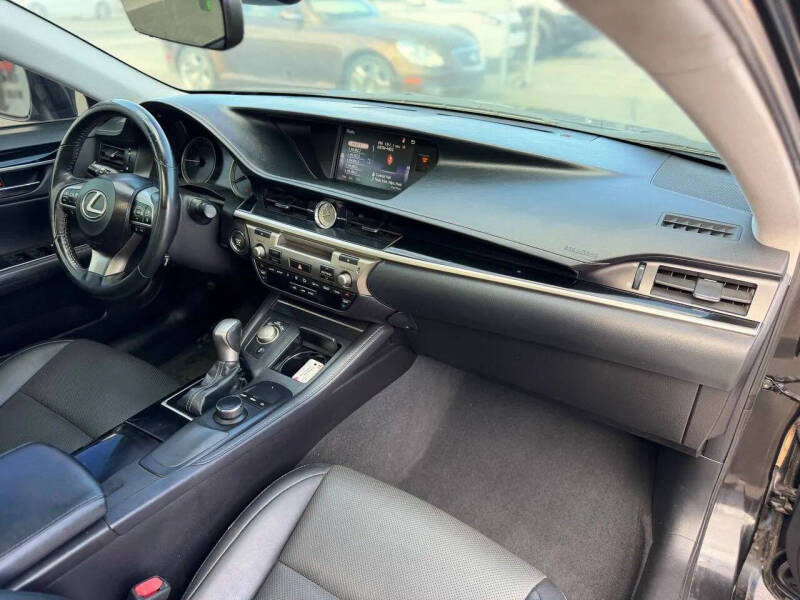 2017 Lexus ES 350