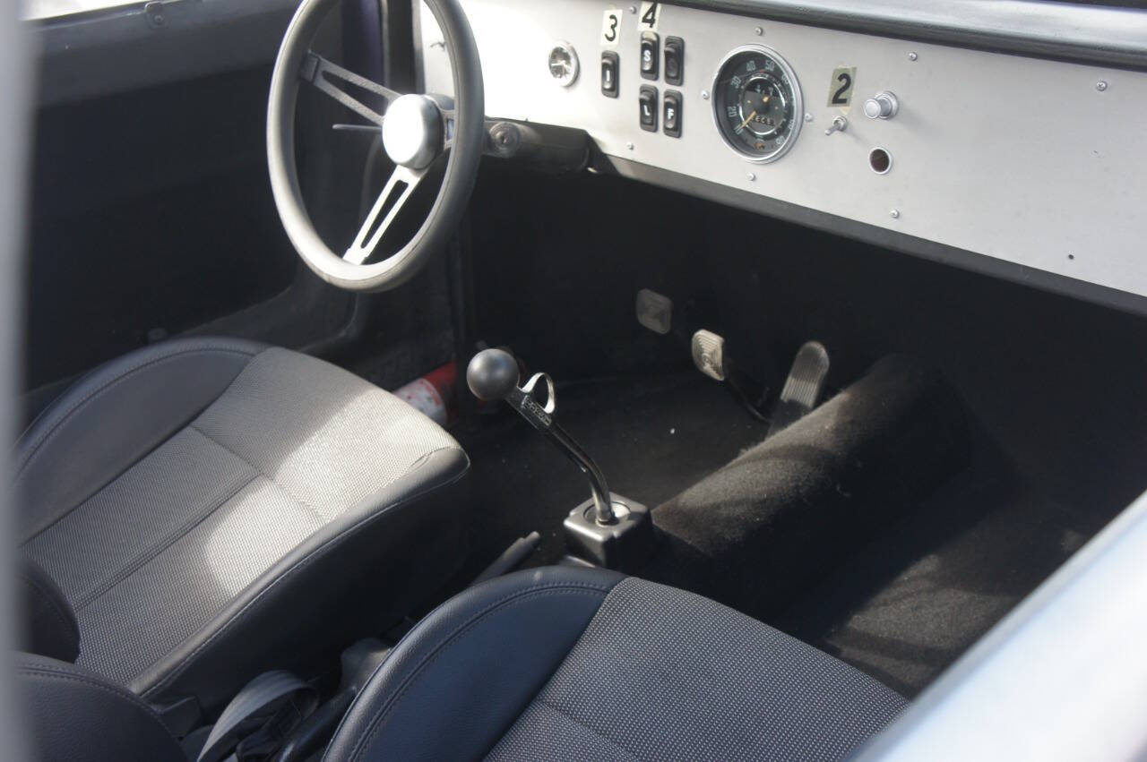 1968 Volkswagen Beetle 21