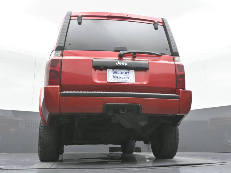 2010 Jeep Commander Sport