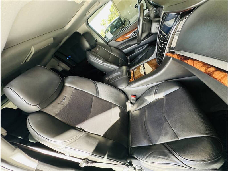 2015 Cadillac Escalade ESV Premium