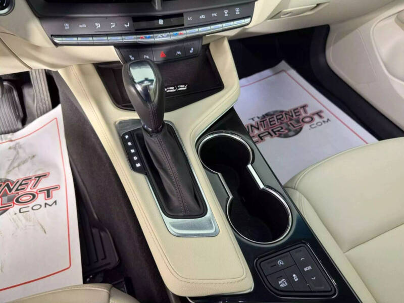 2024 Cadillac CT4 Luxury