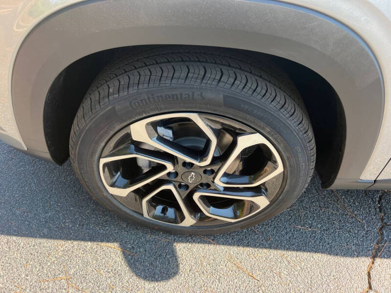 2025 Chevrolet Trax RS