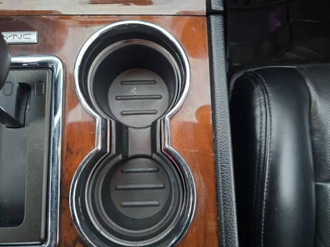 2017 Lincoln Navigator Select