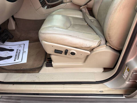 2005 Cadillac Escalade