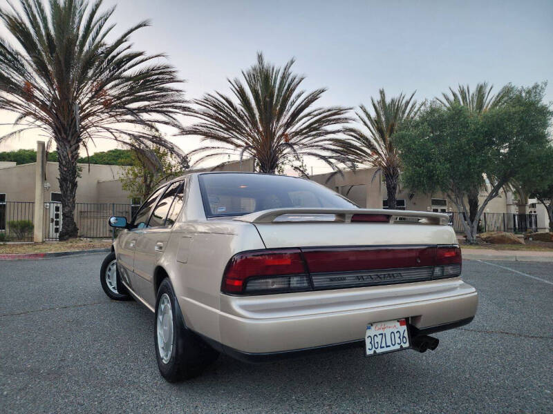 1994 Nissan Maxima SE