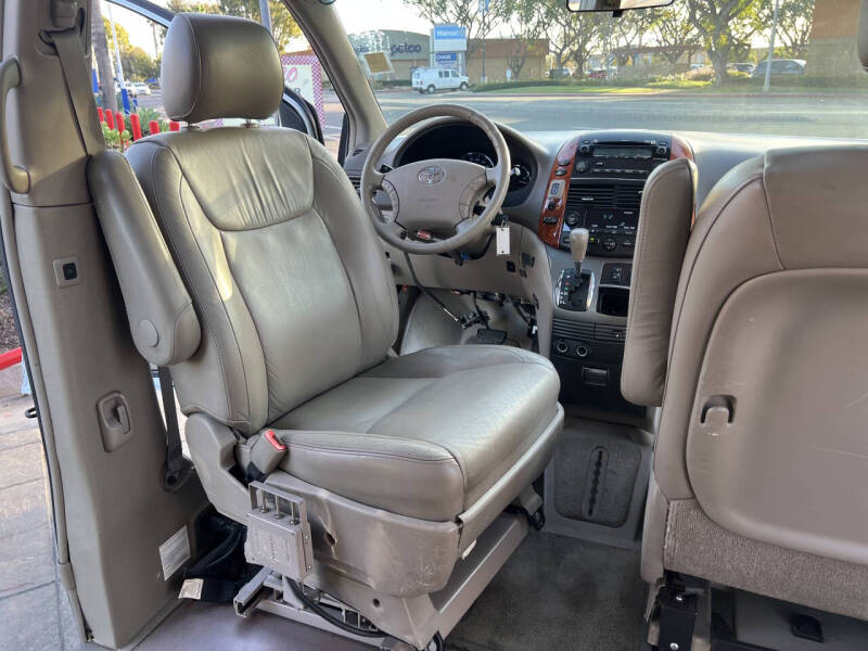 2008 Toyota Sienna