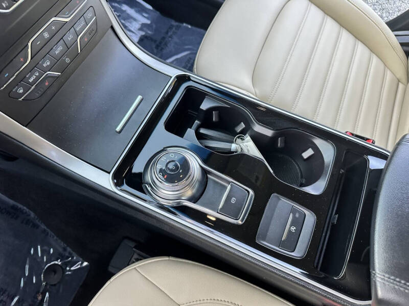 2019 Ford Edge SEL