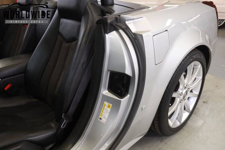 2006 Cadillac XLR-V