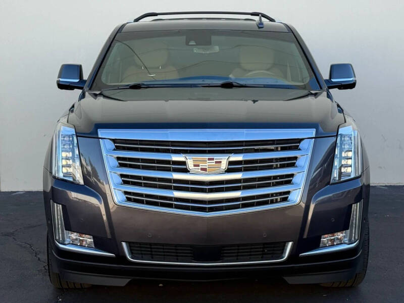 2017 Cadillac Escalade Platinum