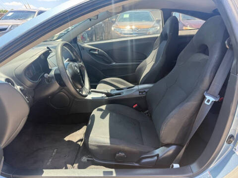 2004 Toyota Celica GT