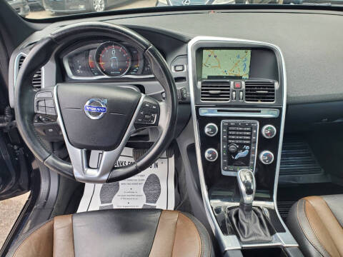 2015 Volvo XC60 T5 Drive-E Premier