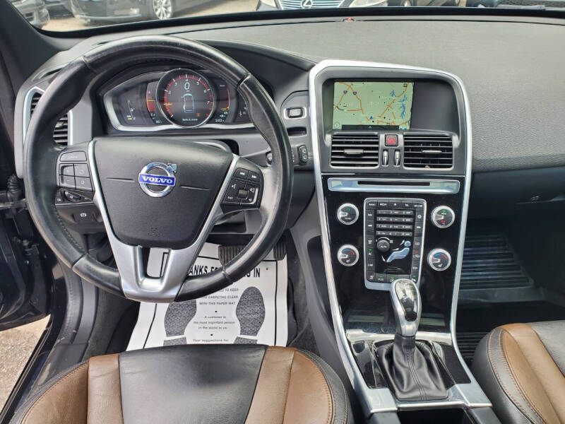 2015 Volvo XC60 T5 Drive-E Premier