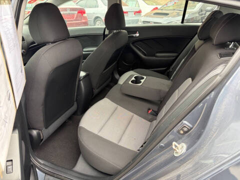 2016 Kia Forte5 LX