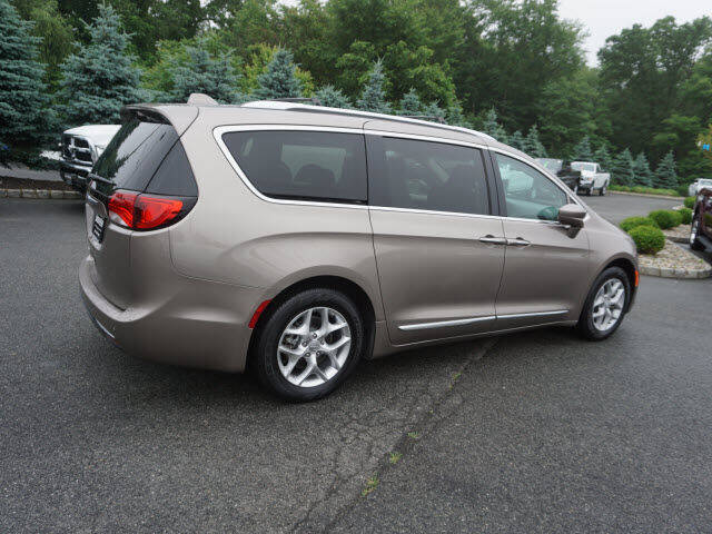 2018 Chrysler Pacifica Touring L