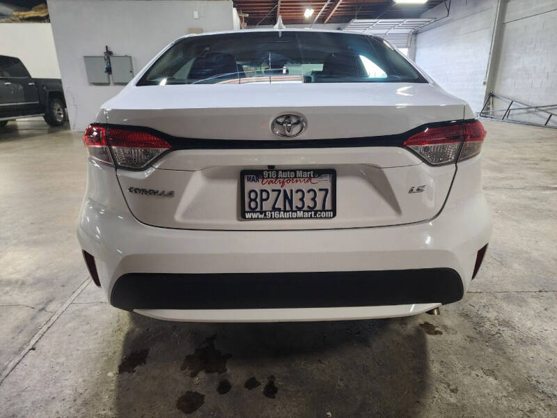 2020 Toyota Corolla LE