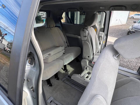 2014 Toyota Sienna