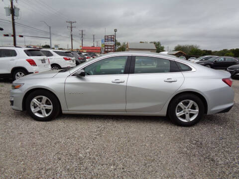 2022 Chevrolet Malibu for sale at L & L Sales in Mexia TX