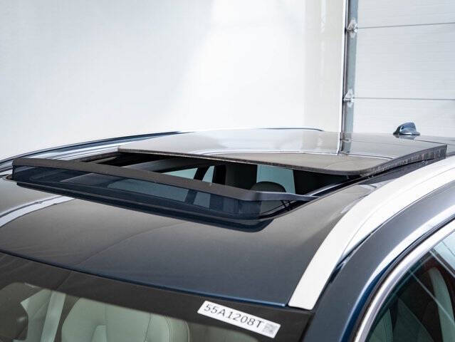 2023 Volvo XC90 B6 Plus Bright Theme 6P