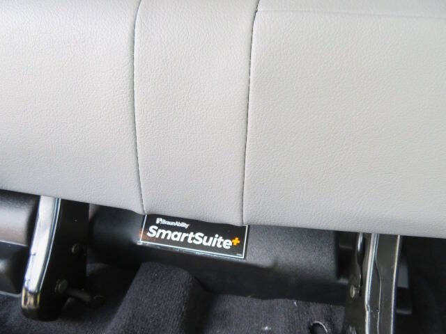 2024 Toyota Sienna XLE 8-Passenger