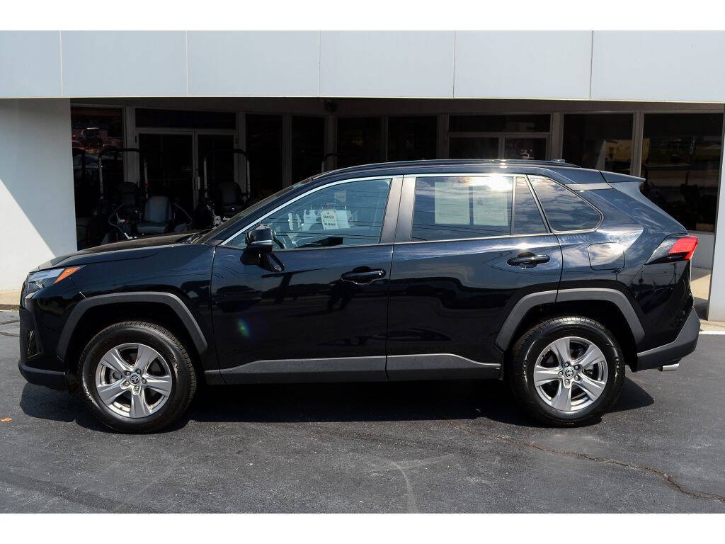 2022 Toyota RAV4 for sale at EARL DUFF PRE-OWNED CENTER in Harriman, TN