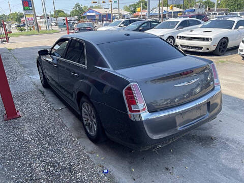 2013 Chrysler 300