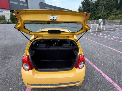 2011 Chevrolet Aveo Aveo5 LT