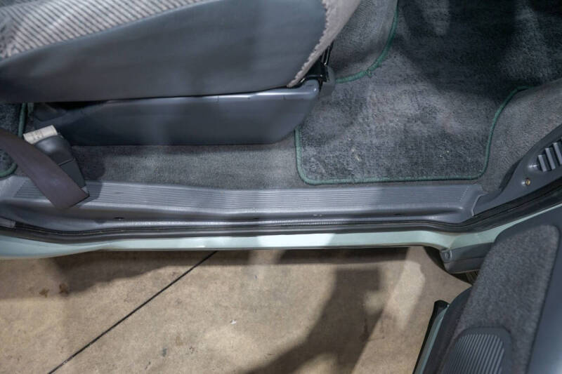 1992 Toyota Previa LE