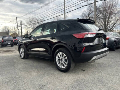 2020 Ford Escape S